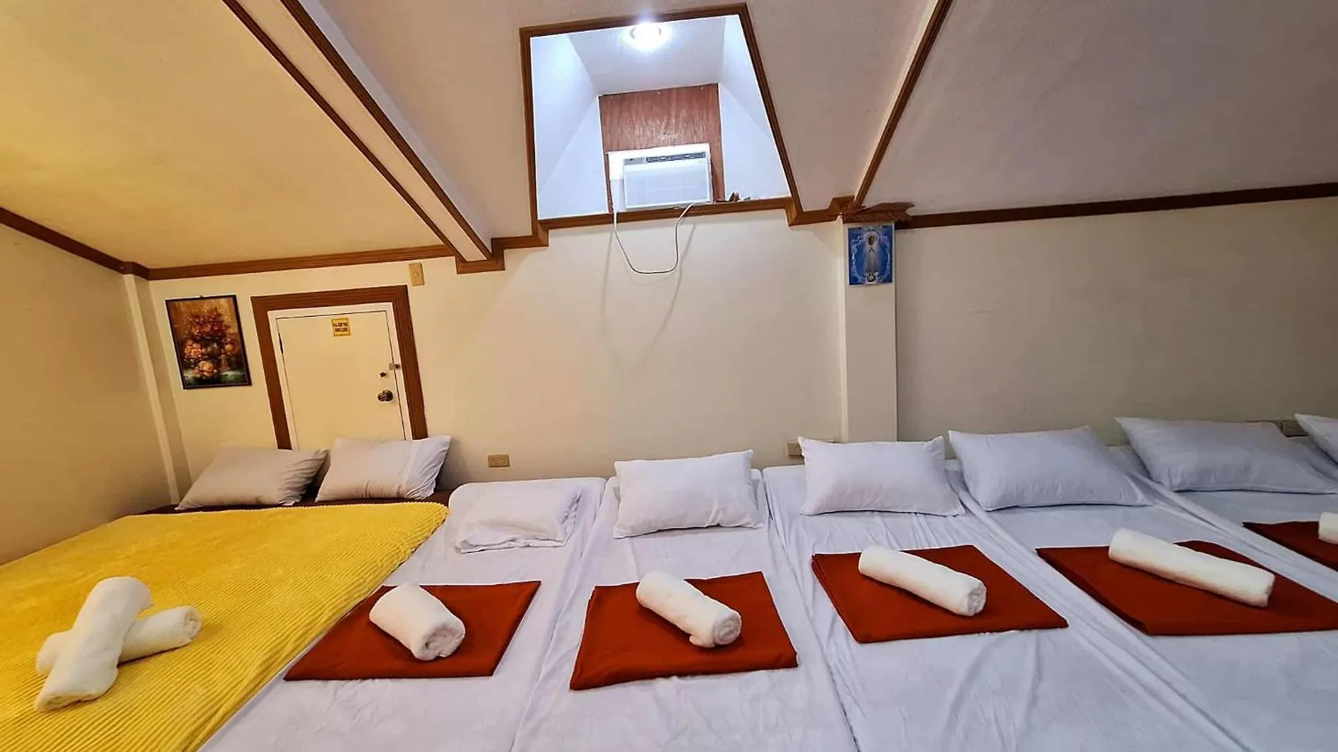 Homestay szállás N6 Transient House Apartment Room Near Abreeza Mall Spmc Usep Sm Lanang Davao City